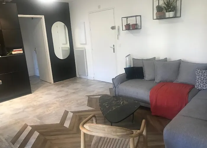 Moderne & - 1 - Garage Prive